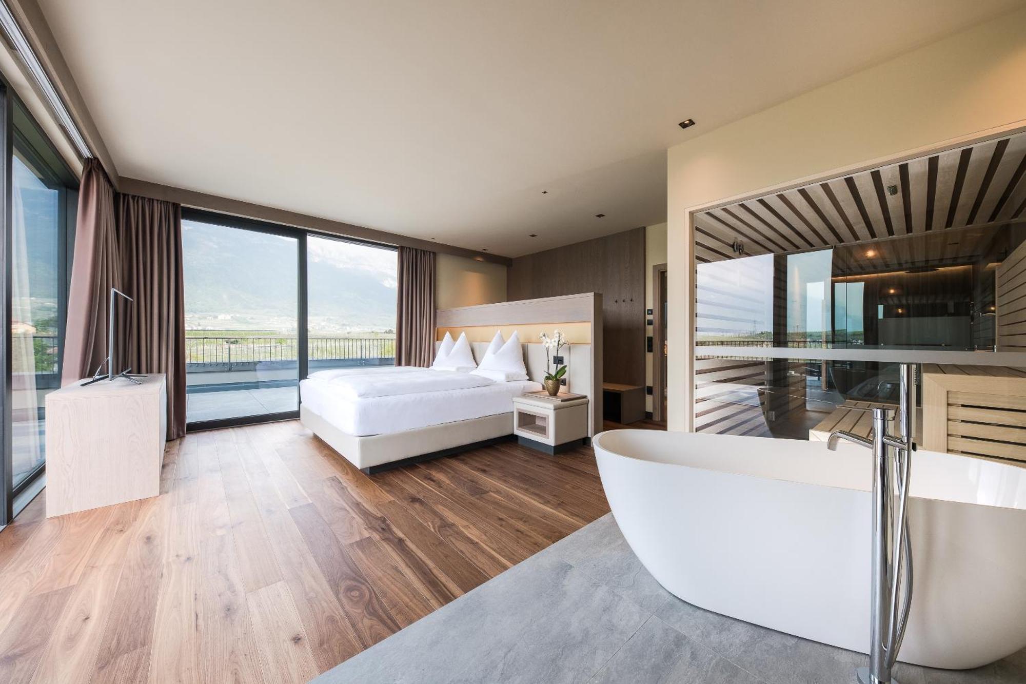 Weinegg Wellviva Resort Апп'яно-сулла-Страда-дель-Віно Екстер'єр фото